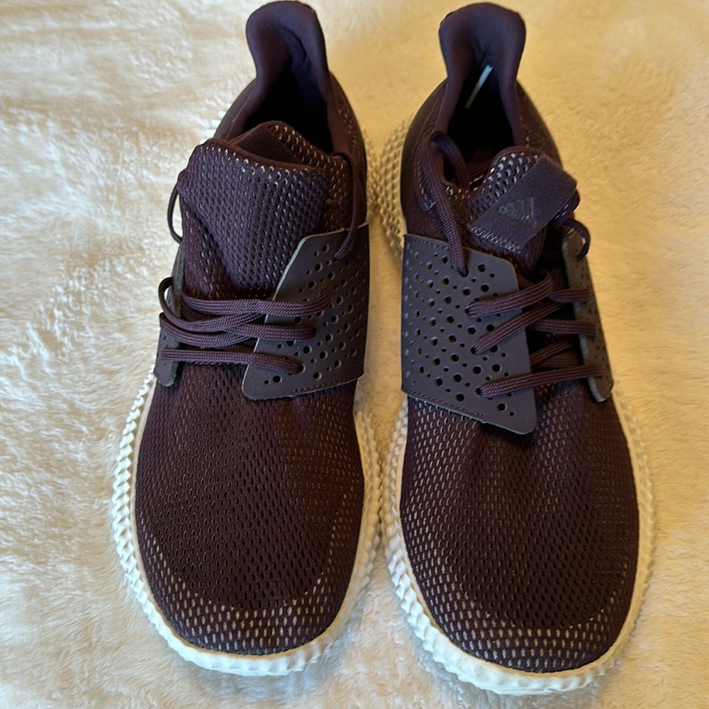 Adidas Sneakers
